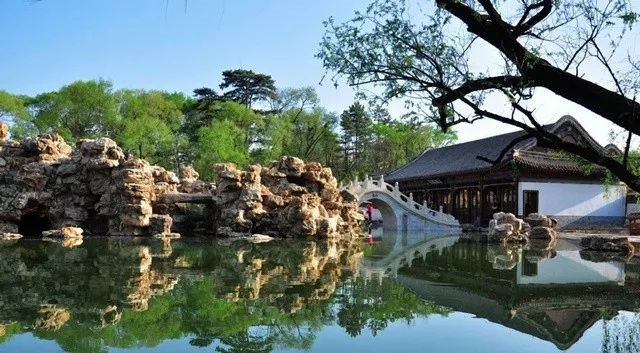 Huangpu Park Lake
