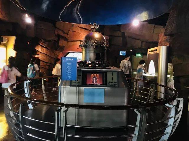 The Exibition Area of Earth Crust in Shanghai Science and Technology Museum